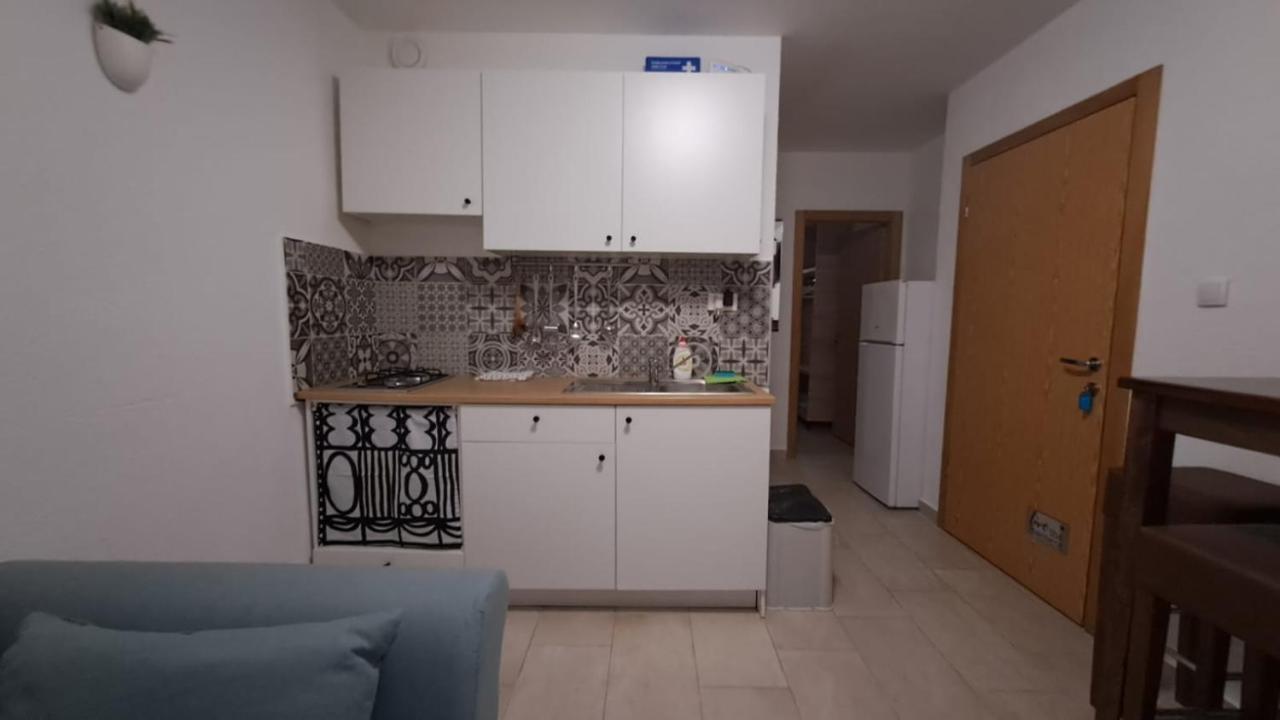 Apartman Novalja Exterior foto